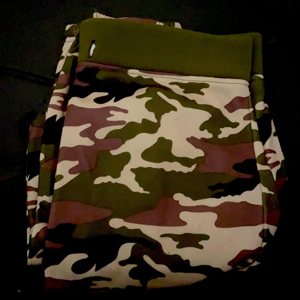 Camouflage joggers